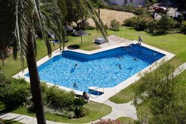 Malaca Instituto - Wohngemeinschaft - Swimming Pool